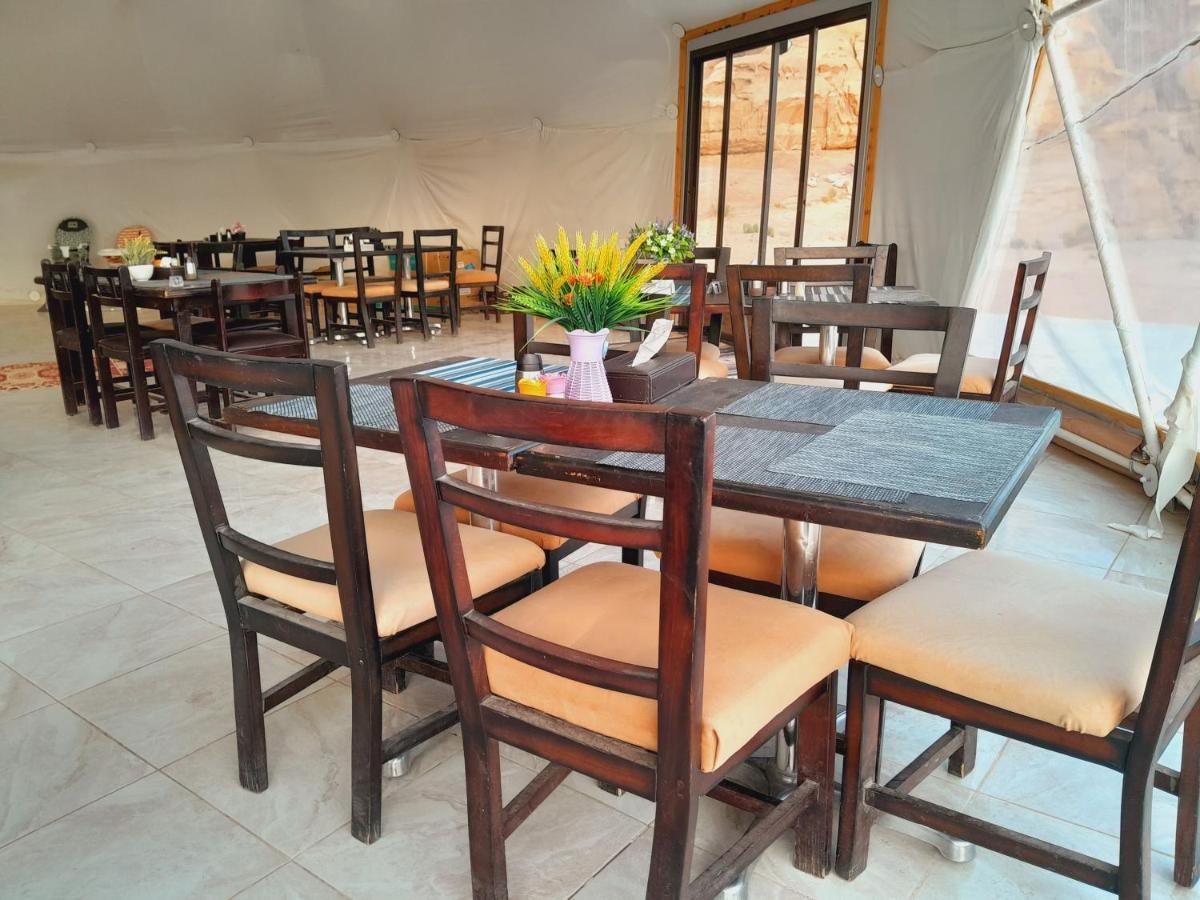 Hotel Omar Ali Luxury Camp Wadi Rum Exterior foto